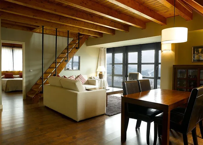 Ξενοδοχείο με διαμερίσματα Hg Cerler